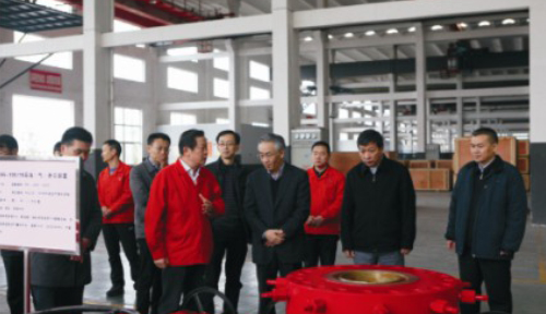 时任重庆市市委副书记张国清考察调研新泰公司